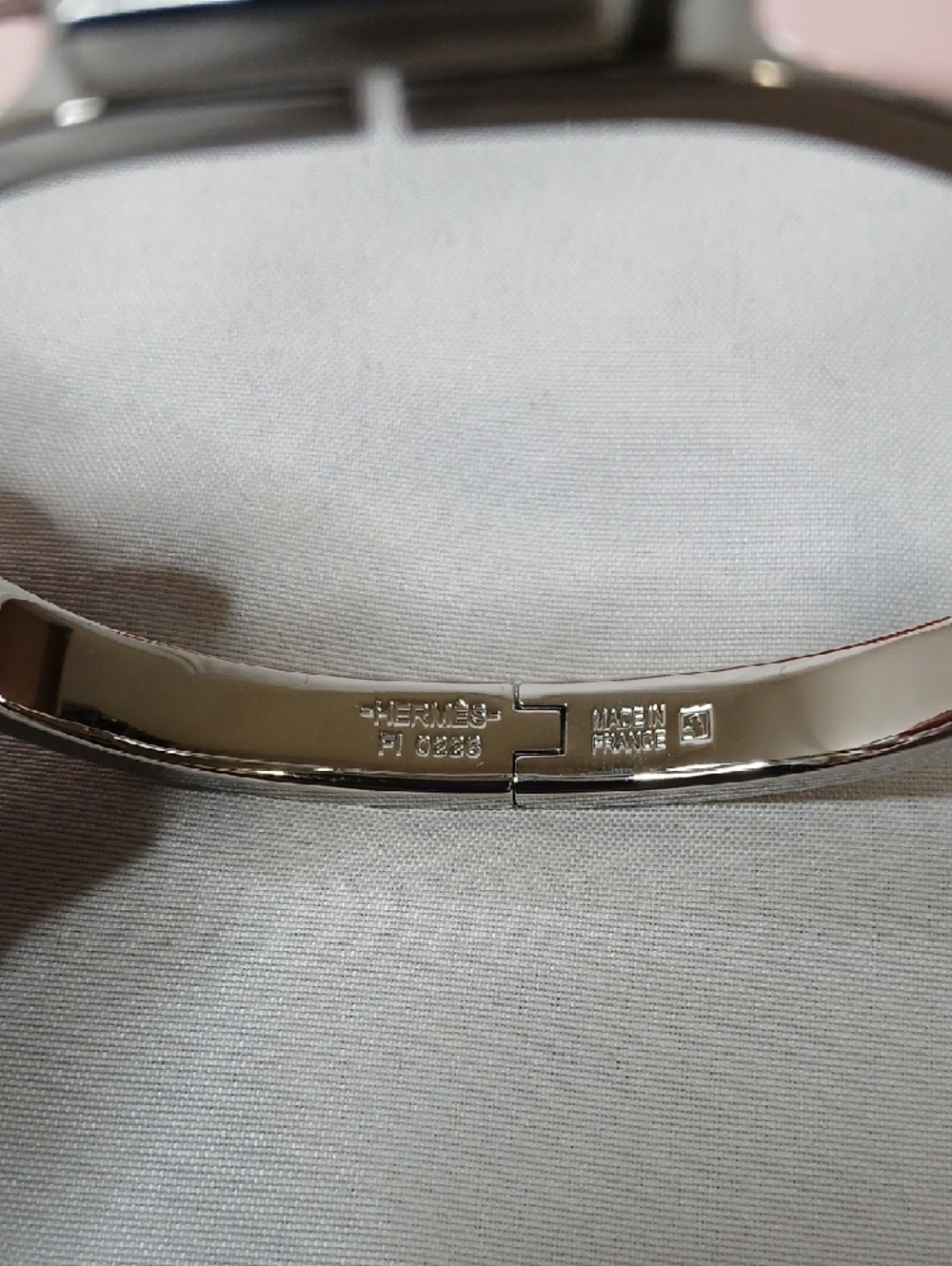 Hermes Pink Enamel Bracelet with Silver Hardware - Picture 3 of 4